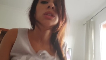 Mihelyst megperdült és előrehajolt a spanyol csaj becsúsztattam a zömök cerkámat az ánuszlyukába Thumb